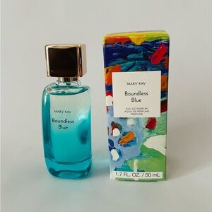 Mary Kay Boundless Blue Perfume Bottle in Teal Glass with Gold Cap